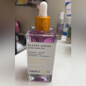 TRULY Purple and Gold After Shave Oil